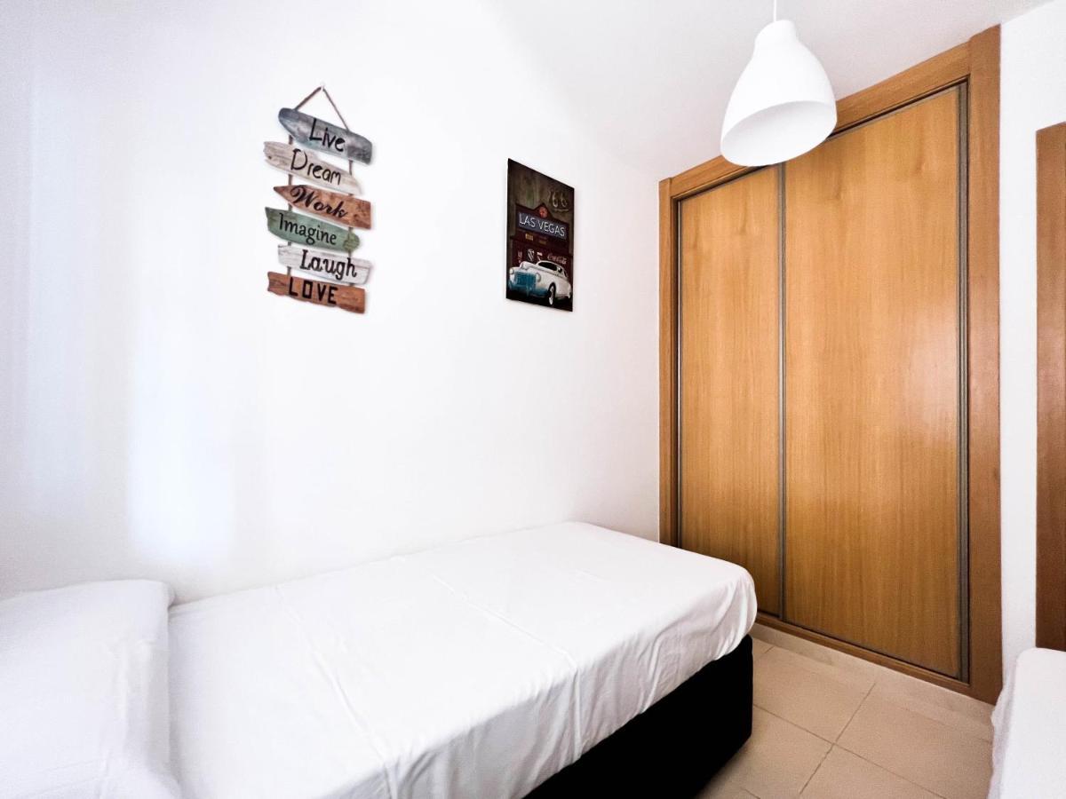 Renovated Apartment On The First Line أوروبيسا ذيل مار المظهر الخارجي الصورة